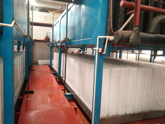 स्मॉल डायरेक्ट कूलिंग ब्लॉक आइस मशीन 5t 380V एयर वाटर कूलिंग